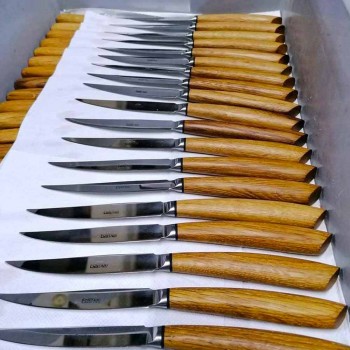 2 noże do steków z rękojeścią z rogu wołowego lub drewna Made in Italy - Marino