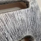 Wieszak ścienny ręcznie dekorowany w srebrnym liściu Holta Viadurini