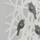 Wieszak ścienny z kolorowego drewna o nowoczesnym designie - Alberuccell Viadurini