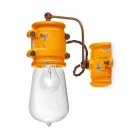 Aplikacja miejskiego stylu spotlight w rękodzieła ceramicznego Beth Ferroluce Viadurini