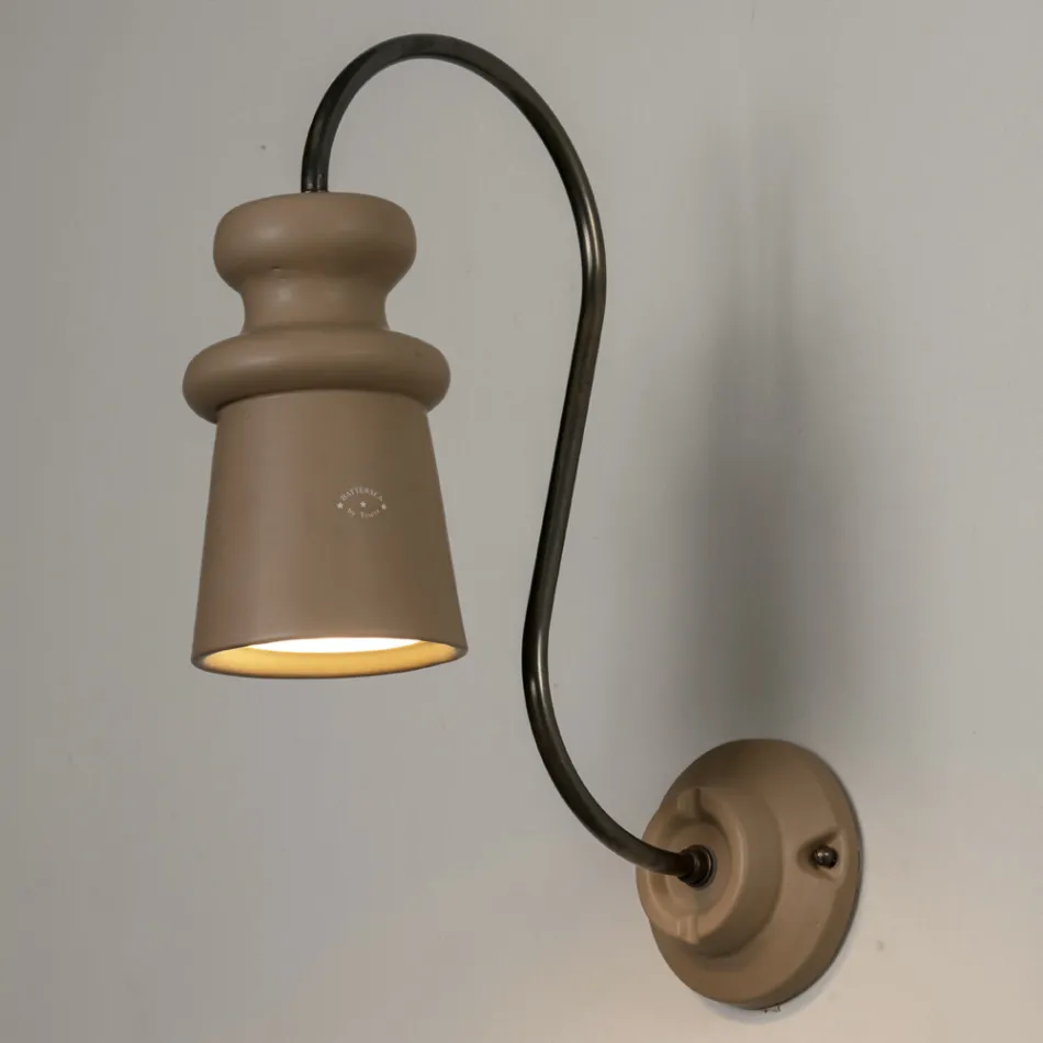 Ręcznie robiony zewnętrzny kinkiet z majoliki Made in Italy - Toscot Battersea Viadurini