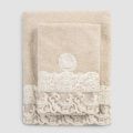Ręczniki do twarzy i gości z bawełny frotte z luksusową koronką Farnese - małżonkowie