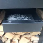 Z płytą kuchenną i komorą na drewno - Giorgione Viadurini