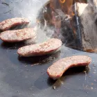 Opalany drewnem grill z płytą kuchenną i komorą na drewno - Ferran Viadurini