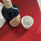 Szkło Grappa w białym marmurze z Carrary Made in Italy - Fergie Viadurini