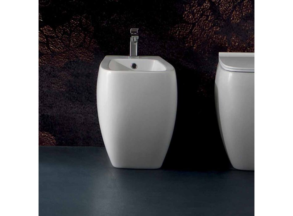 Biały ceramiczny bidet z nowoczesnym wzornictwem Gais, wyprodukowany we Włoszech Viadurini