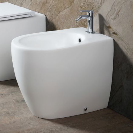 Bidet podłogowy Aster z matowej ceramiki w dwóch kolorach i nowoczesnym wzornictwie Viadurini