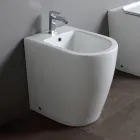 Bidet jednootworowy montowany na podłodze z technologią bezkołnierzową w kolorze białej ceramiki - Oleandro  Viadurini
