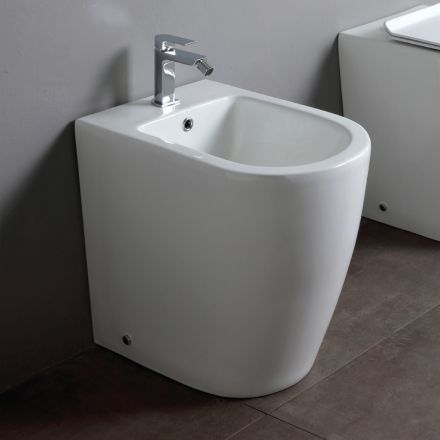 Bidet jednootworowy montowany na podłodze z technologią bezkołnierzową w kolorze białej ceramiki - Oleandro  Viadurini