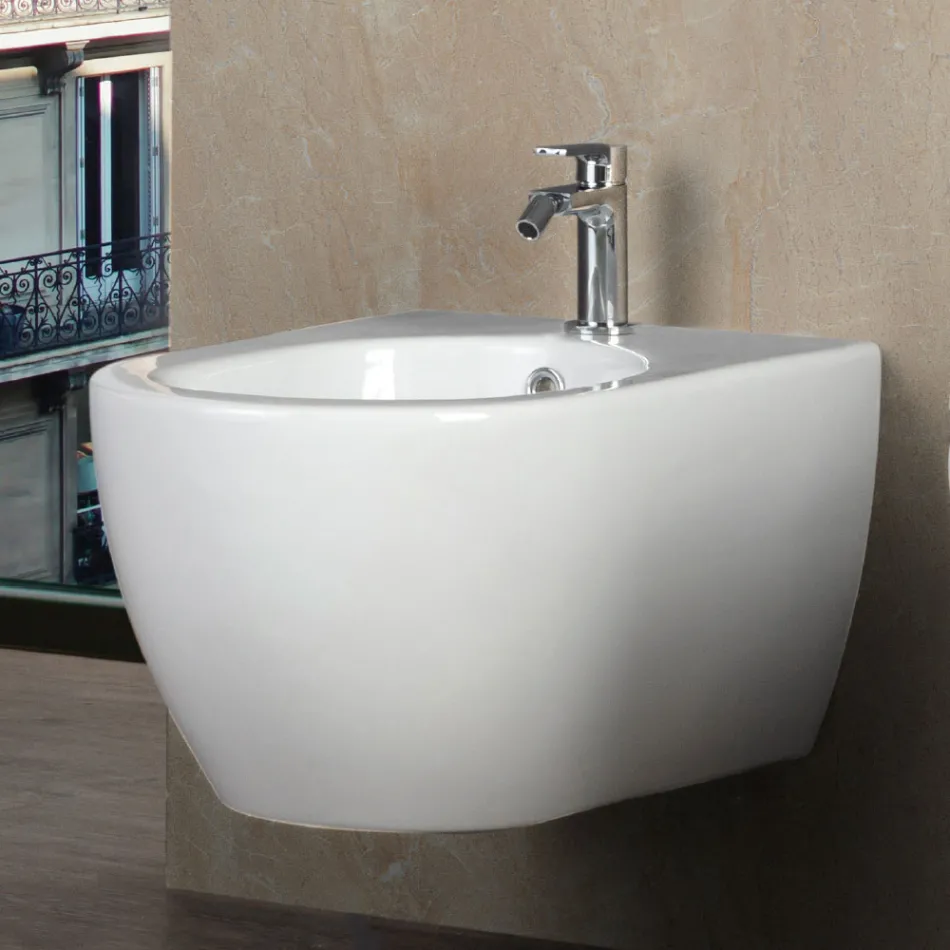 Aster - bidet wiszący z trwałej białej ceramiki o nowoczesnym wzornictwie Viadurini