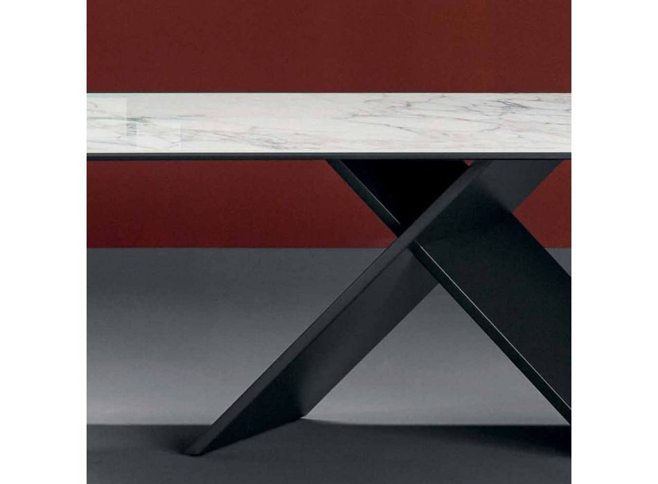 Bonaldo Axe płaski stół w ceramicznej metalowej podstawie wykonanej we Włoszech Viadurini