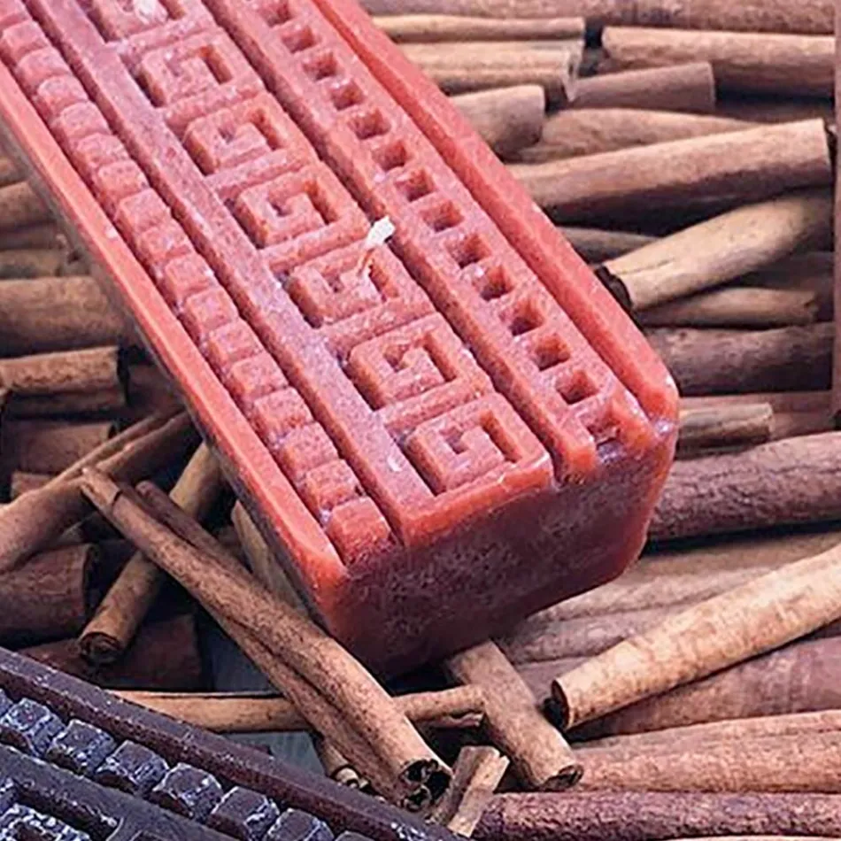 Prostokątna świeca zapachowa Artisan o zapachu cynamonu Made in Italy - Alissa Viadurini