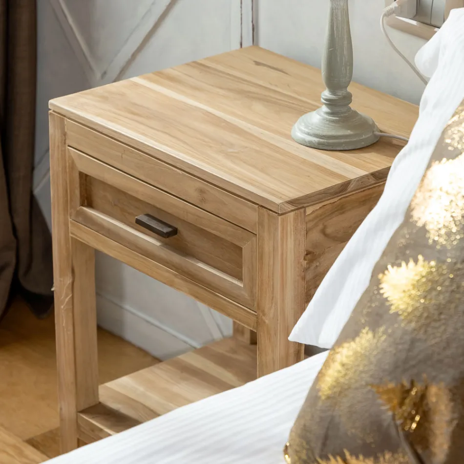 Solidny stolik nocny z drewna tekowego z 1 szufladą - Penca Viadurini