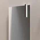 Kompozycja łazienkowa z 1 szufladą, 2 dębowymi półkami, umywalką i lustrem - Titan Viadurini