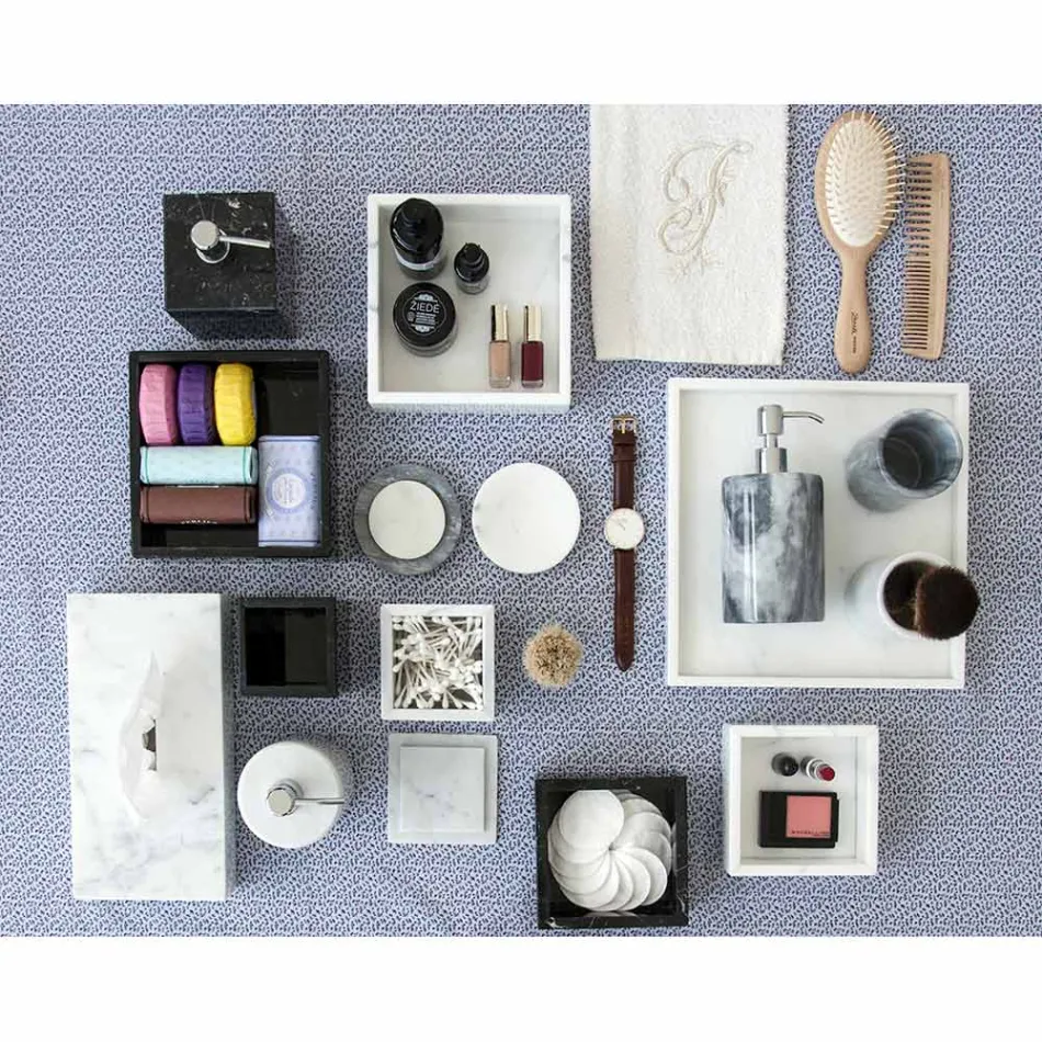 Kompozycja marmurowych akcesoriów łazienkowych Made in Italy, 4 sztuki - Deano Viadurini