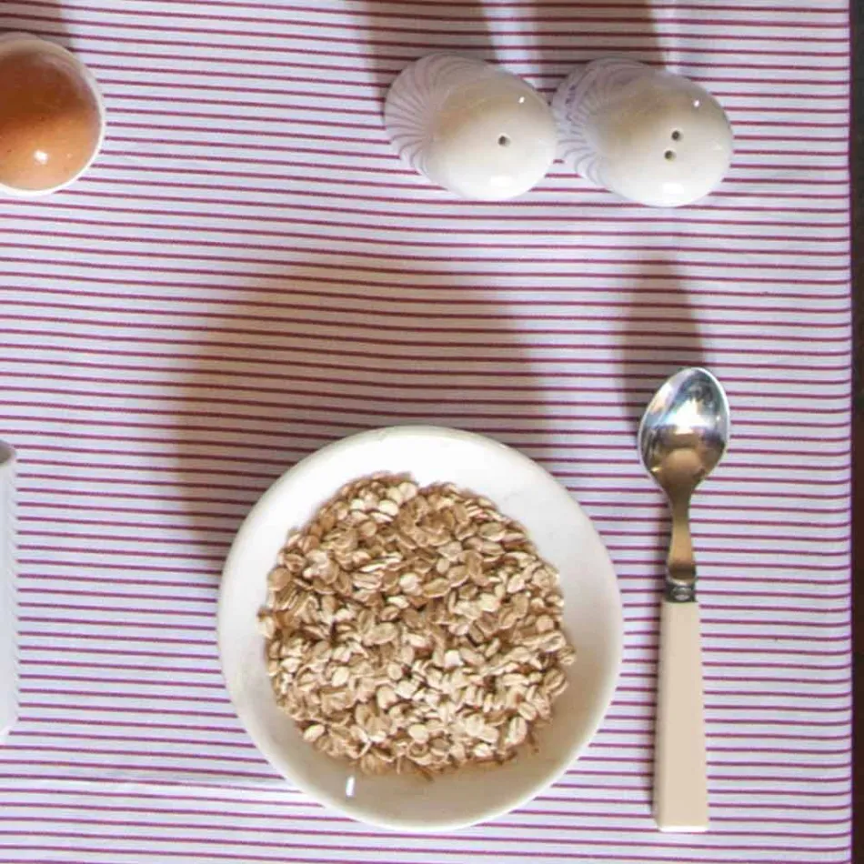 Pojemniki na sól i pieprz z marmuru z Carrary i Marquinia Wyprodukowano we Włoszech - Xino Viadurini