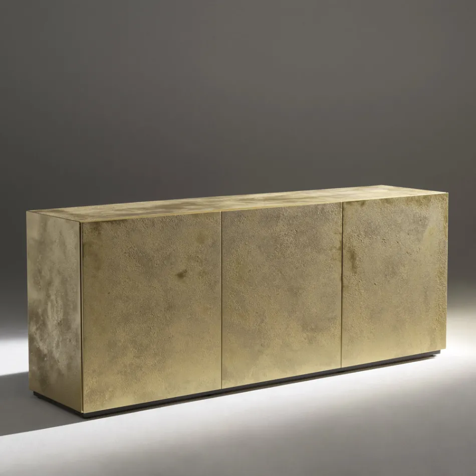 Komoda 3-drzwiowa z 3 wewnętrznymi półkami z drewna i płyty MDF - Pesci Viadurini