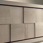 Kredens Nensi z 3 drzwiami z nowoczesnego drewna litego drewna orzechowego Viadurini