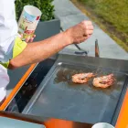 Nowoczesna kuchnia ogrodowa na zewnątrz na drewnianych i stalowych kołach - Buoncalliope Viadurini