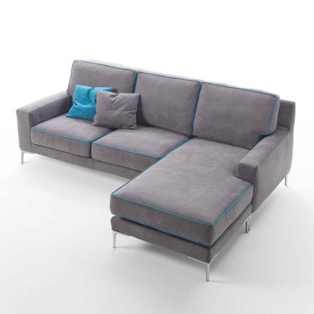 Sofa materiałowa z pufą Peninsula i gniazdem USB Made in Italy - Teneryfa Viadurini