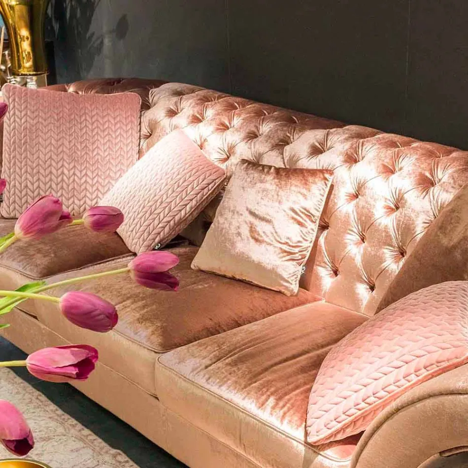 Sofa lniana w stylu capitonné w klasycznym stylu Baloo Viadurini