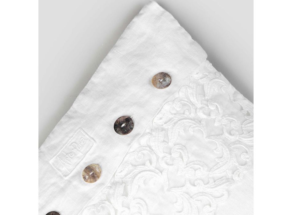 Biała kwadratowa poszewka na poduszkę z włoską luksusową koronką i guzikami - logo Viadurini