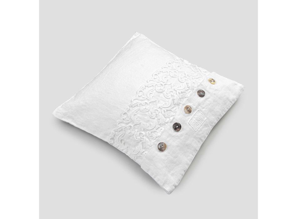 Biała kwadratowa poszewka na poduszkę z koronką i włoskimi luksusowymi guzikami - Logos