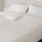 Kwadratowa poszewka na poduszkę z białego grubego lnu i koronek Made in Italy - Matero Viadurini