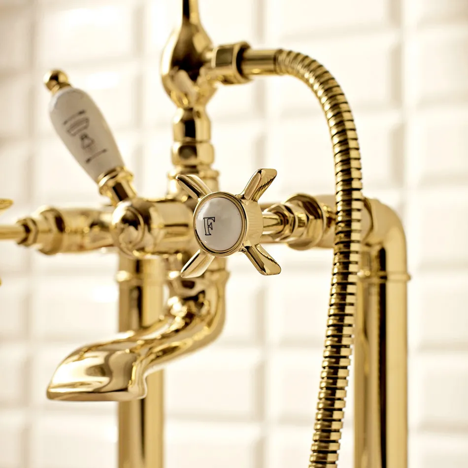 Mosiężna wanna stojąca w stylu vintage wyprodukowana we Włoszech - Katerina Viadurini