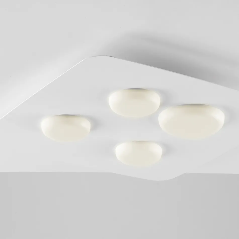 Oświetlenie ze szkła i metalu wyprodukowane we Włoszech, które upiększy wnętrza – Kepler Viadurini