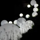 Kula ziemska / lampa stołowa Slide Globo biała jasna wykonana we Włoszech Viadurini