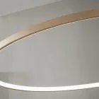 Lampa wisząca z poziomym okrągłym światłem LED z metalu - Mulberry Viadurini