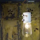 Wisząca lampa miejskiego projektu Edith Ferroluce Viadurini