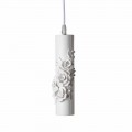 Lampa wisząca z matowej białej ceramiki z ozdobnymi kwiatami - rewolucja