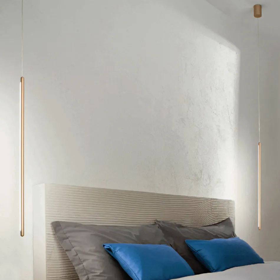 Lampa wisząca z metalu malowanego na złoto z regulowanymi przewodami - pomarańczowa Viadurini