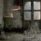 Lampa wisząca z białego włókna szklanego i metalu Elegancki design - Solar Viadurini