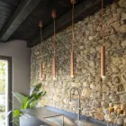 Nowoczesna rurowa lampa wisząca z elastycznym kablem - Tubò Aldo Bernardi Viadurini