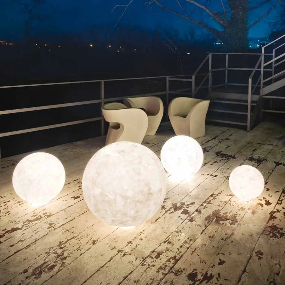 Lampa stojąca zewnętrzna In-es.artdesign Ex.Moon w nebulicie Viadurini
