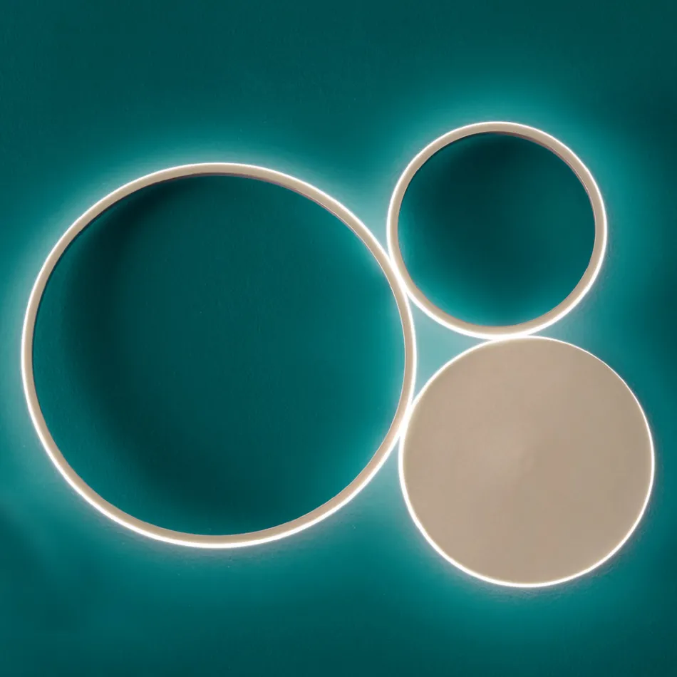 Kinkiet z Malowanego Metalu z Nowoczesnym Designem LED - Punto Viadurini