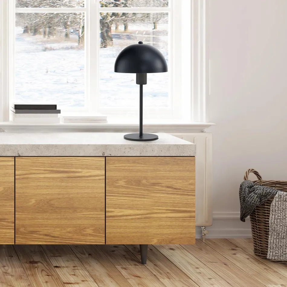 Lampa stołowa z malowanej stali w różnych wykończeniach - Giulia Viadurini