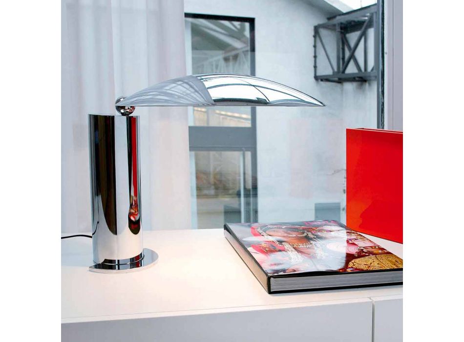 Lampa stołowa z chromu lub czarnego metalu z diodą LED Made in Italy - Orlando Viadurini