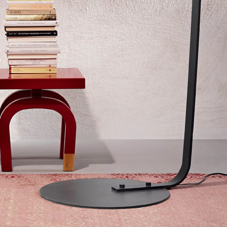 Metalowa lampa podłogowa z abażurem pokrytym tkaniną - Rivella Viadurini