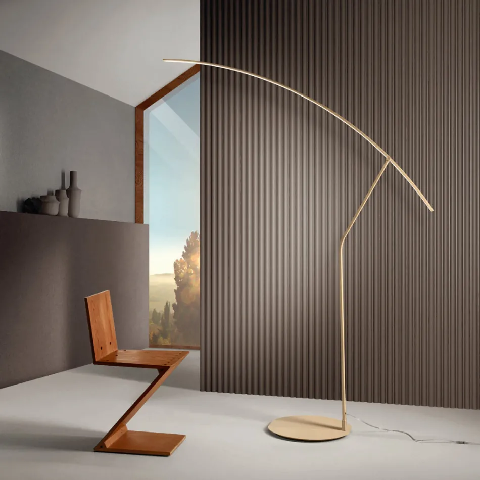 Lampa podłogowa z metalu malowanego w różnych kolorach i ściemnianej diody LED - klon Viadurini