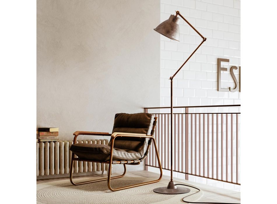 Lampa podłogowa z mosiądzu i żelaza ze złączem w stylu vintage - Loft autorstwa Il Fanale Viadurini