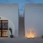 Lampa podłogowa LED z szarego technopolimeru i białych prętów pcv - dotyk Viadurini