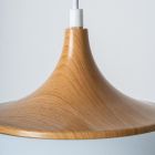 Lampa wisząca z białym metalowym kloszem i efektem drewna - Barbara Viadurini