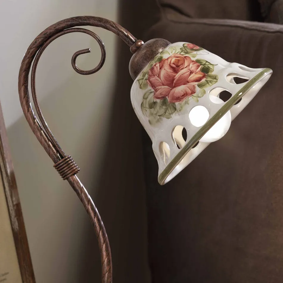 Lampa stołowa z metalu i ręcznie robionej ceramiki z Passanastri - Neapol Viadurini