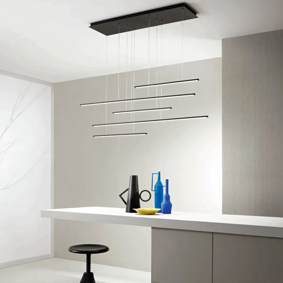 Żyrandol z poziomymi diodami LED z metalu i regulowanymi przewodami - pomarańczowy Viadurini