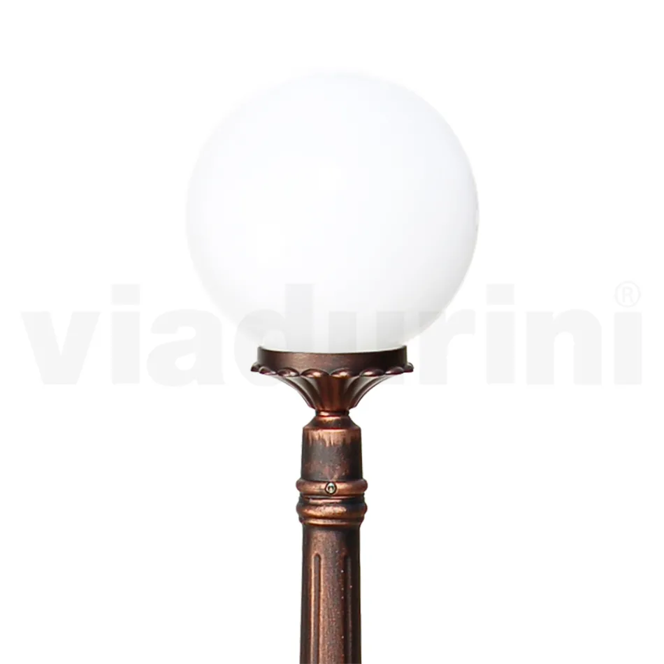 Lampa uliczna o wysokości 145 cm z czarnego akrylu i aluminium, wyprodukowana we Włoszech - Trovanero Viadurini