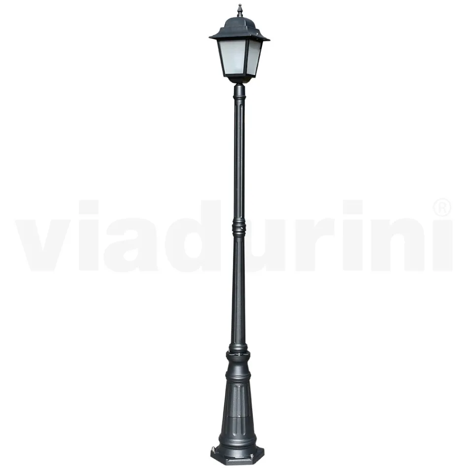 Latarnia uliczna o wysokości 214 cm ze szkła antracytowego i aluminium Made in Italy - Scintilla Viadurini